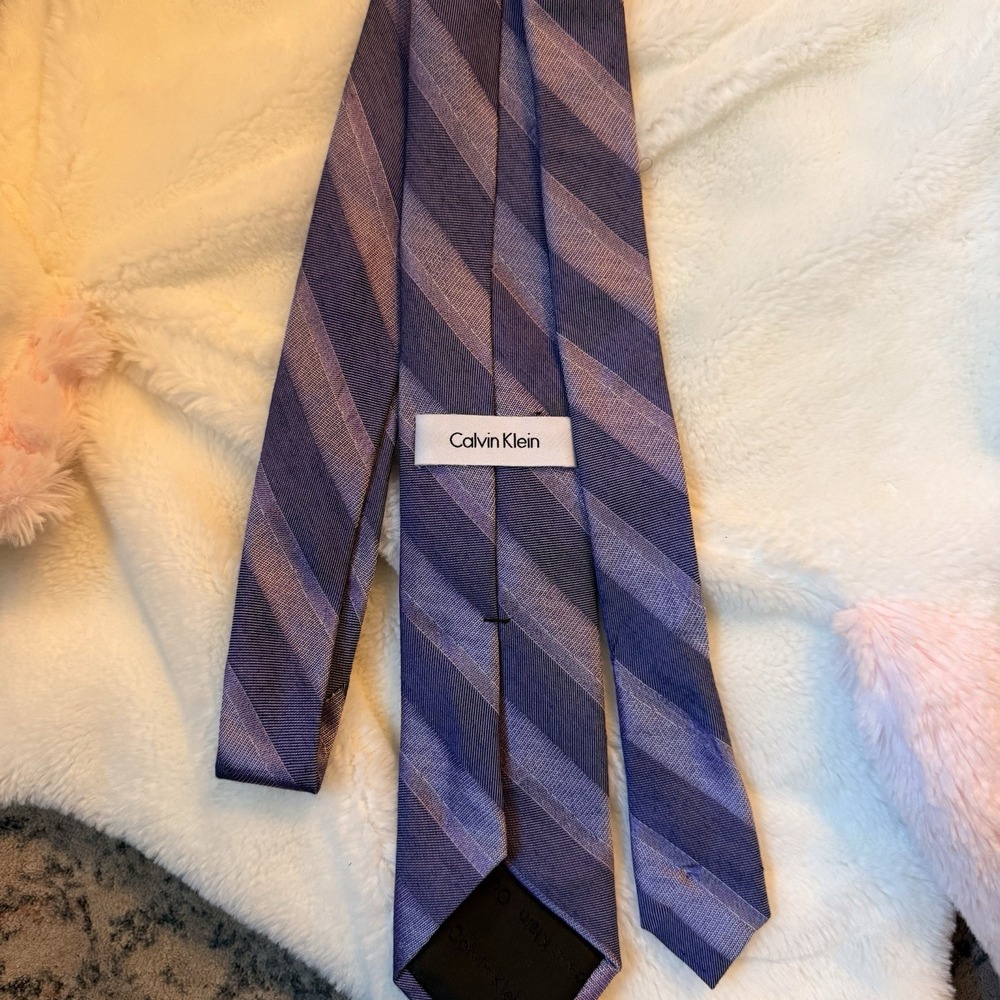 Calvin‎ Klein Striped Purple Blue Silk Viscose Blend Necktie Classic 57" Fancy